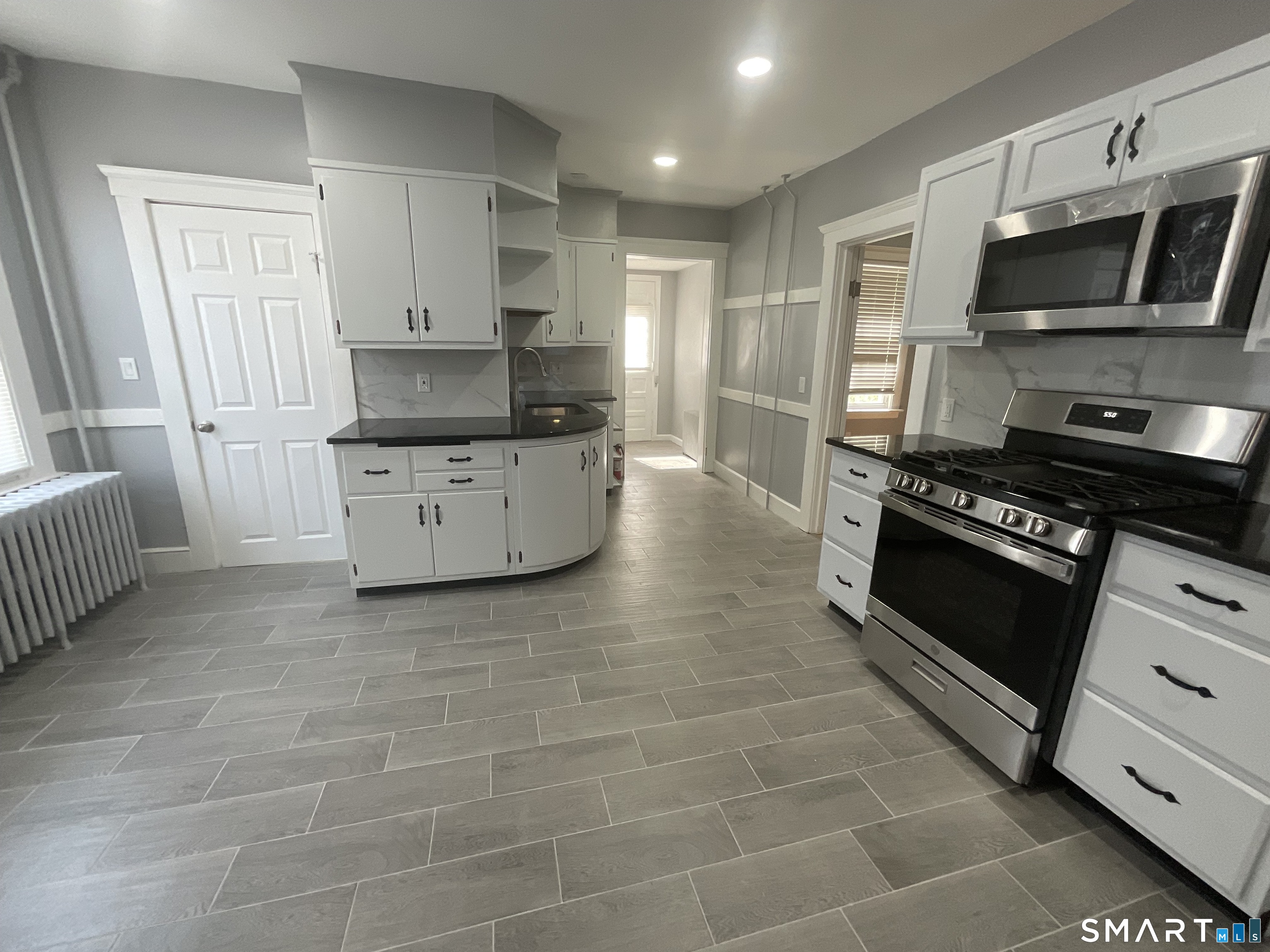 64 Saint Mary Street Hamden CT 06517