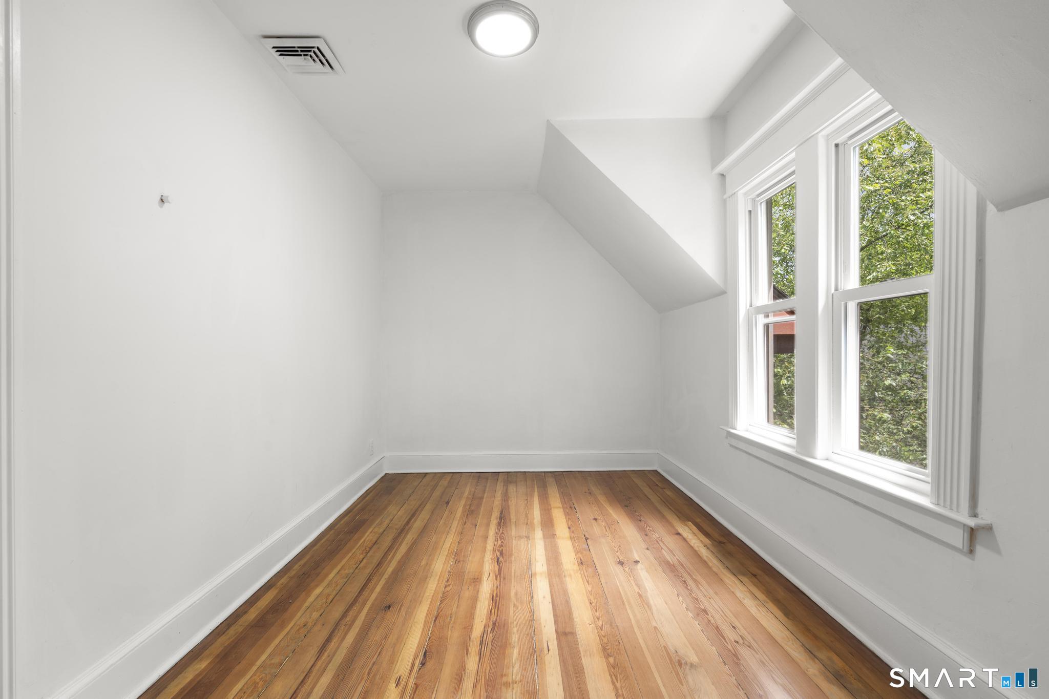 132 Bunker Hill Avenue Waterbury CT 06708