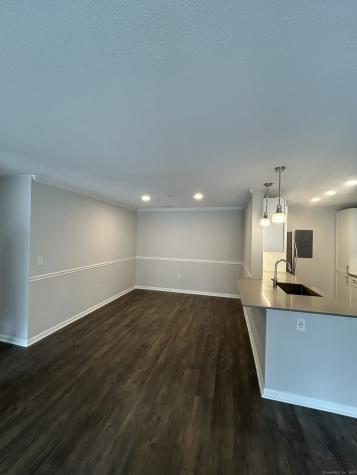 138 Hollow Tree Ridge Road Darien CT 06820