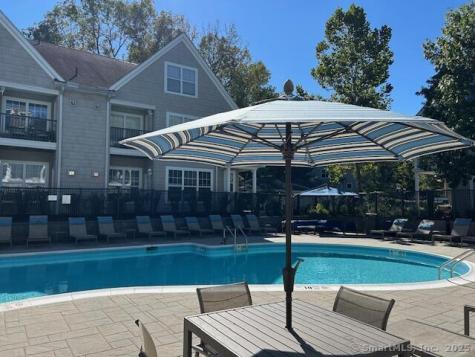 138 Hollow Tree Ridge Road Darien CT 06820