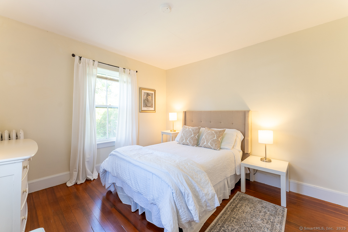 4 Coburn Avenue Stonington CT 06355