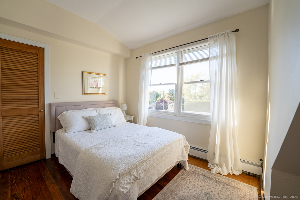 4 Coburn Avenue Stonington CT 06355