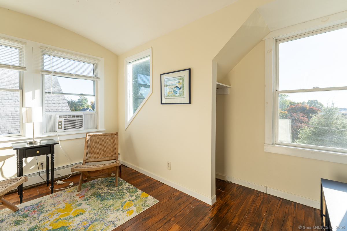 4 Coburn Avenue Stonington CT 06355