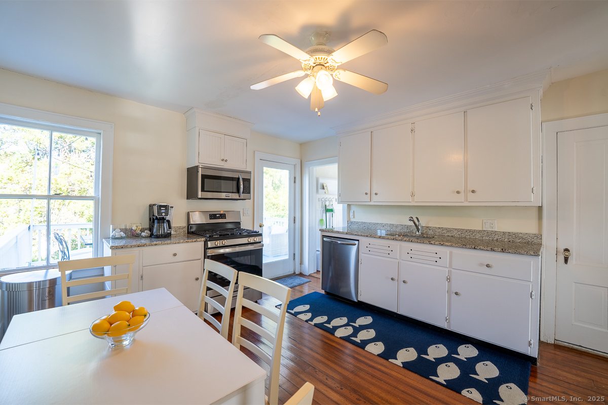 4 Coburn Avenue Stonington CT 06355