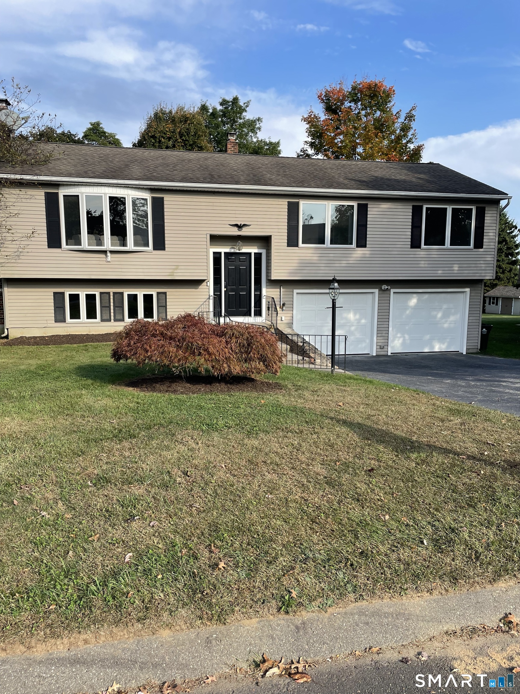 10 Menna Road Ansonia CT 06401