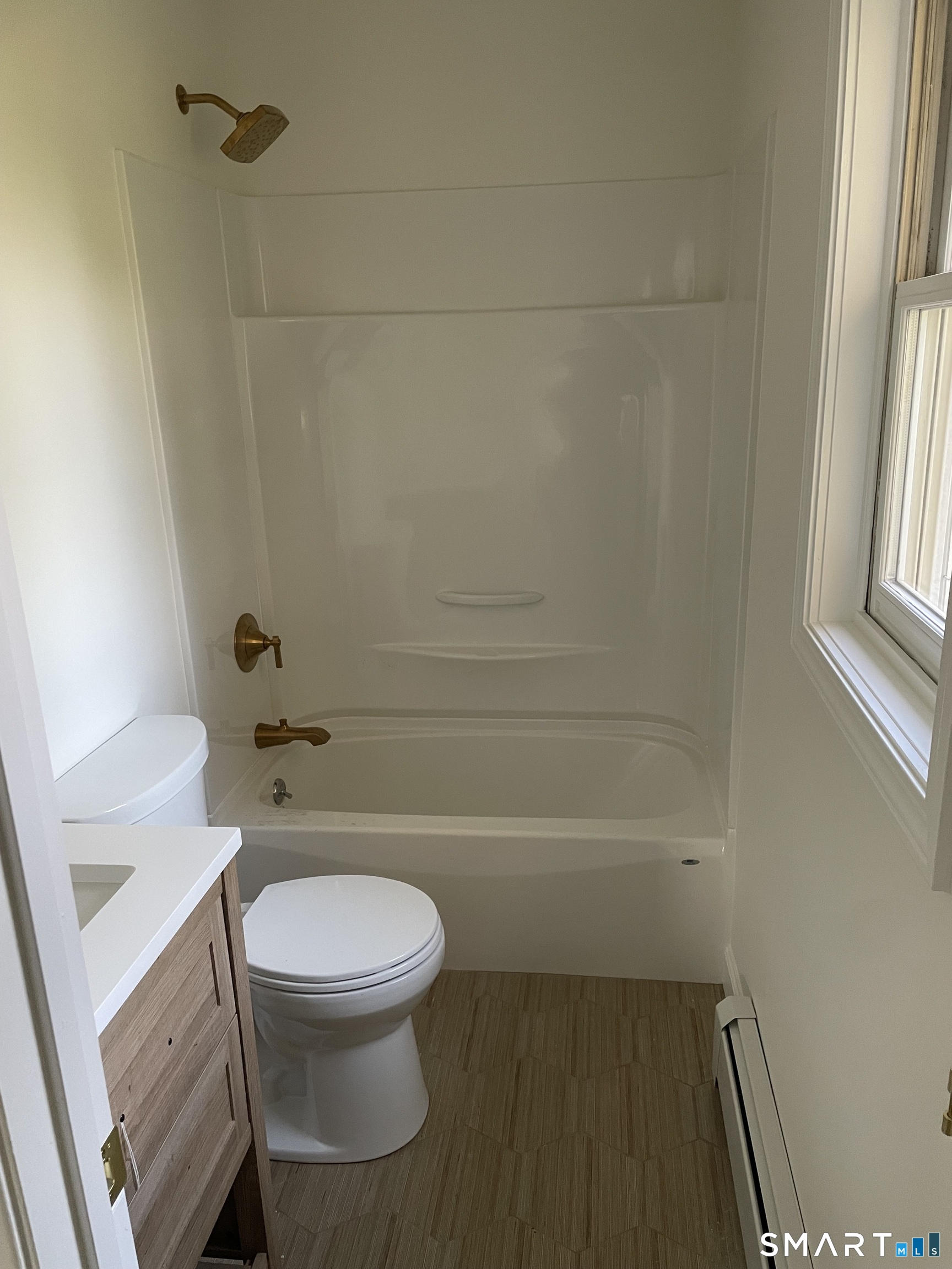 10 Menna Road Ansonia CT 06401