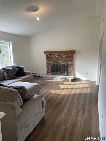 10 Menna Road Ansonia CT 06401