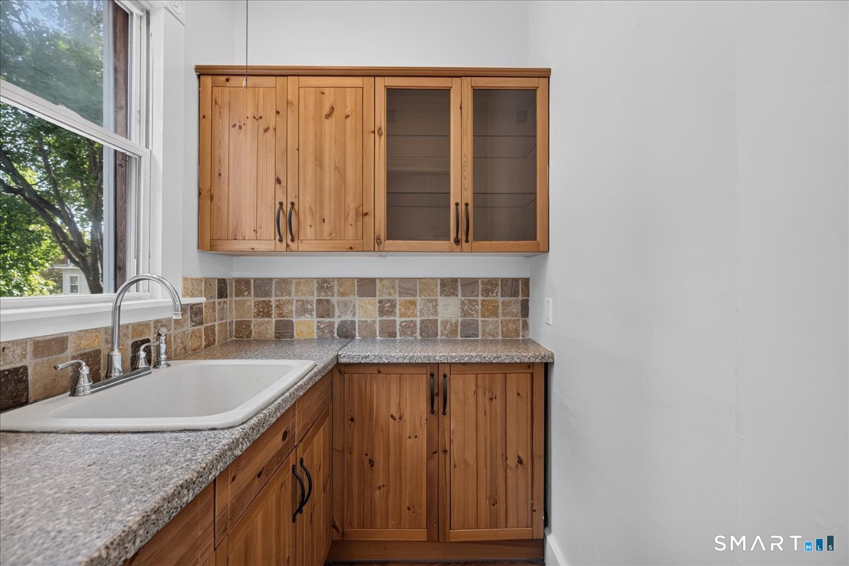 28 Edwards Street New Haven CT 06511