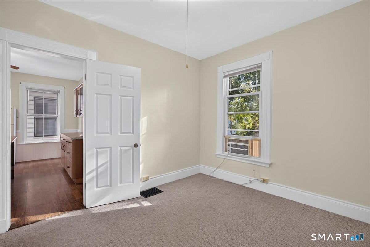 28 Edwards Street New Haven CT 06511