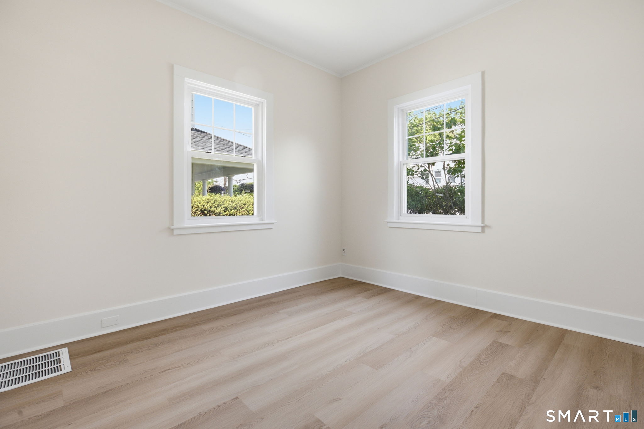 84 Sherwood Place Greenwich CT 06830