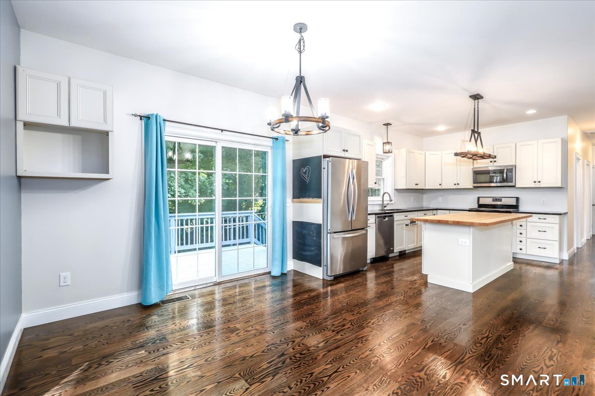 62 Taagan Point Road Danbury CT 06811