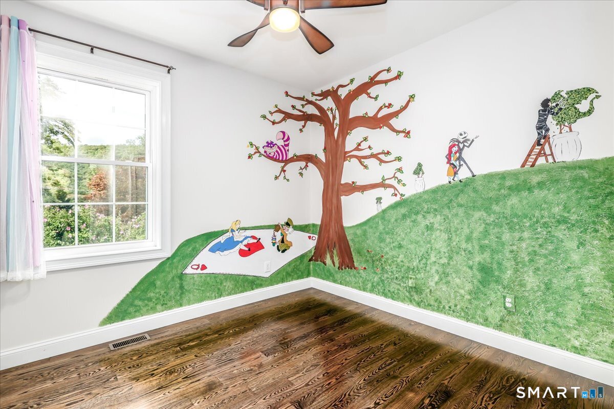 62 Taagan Point Road Danbury CT 06811