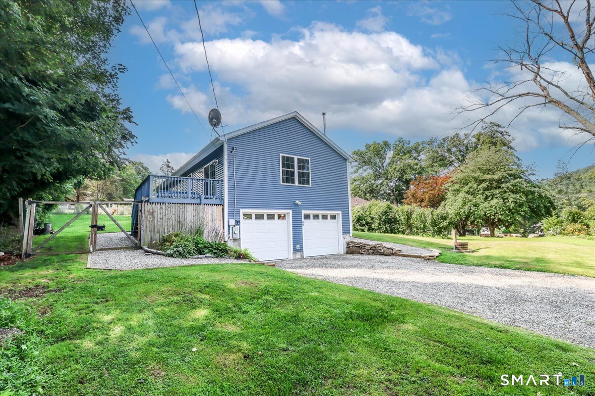 62 Taagan Point Road Danbury CT 06811