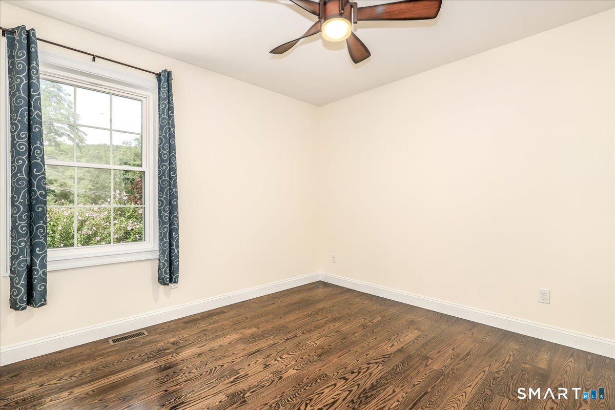 62 Taagan Point Road Danbury CT 06811