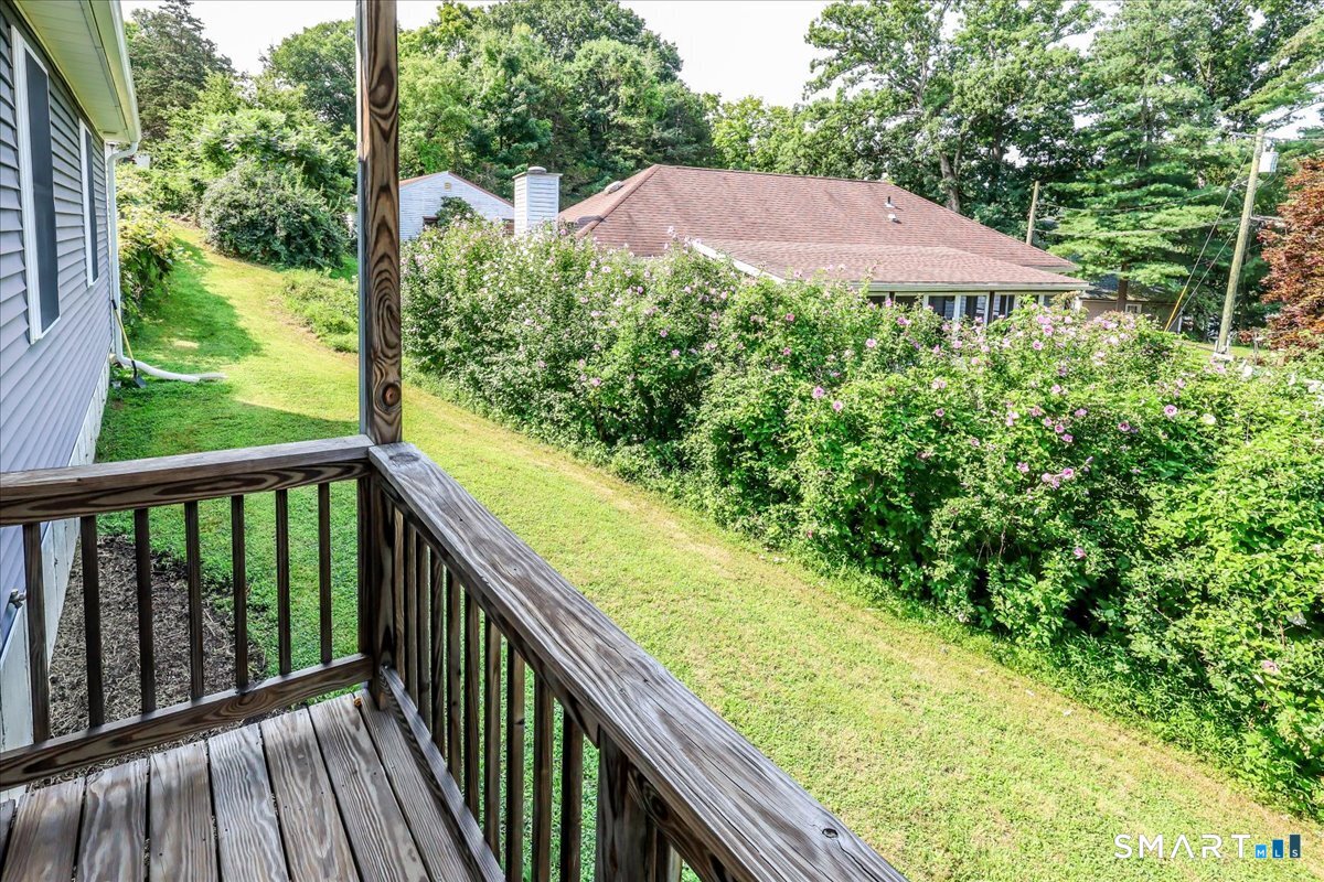 62 Taagan Point Road Danbury CT 06811