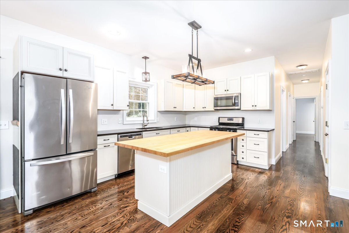 62 Taagan Point Road Danbury CT 06811