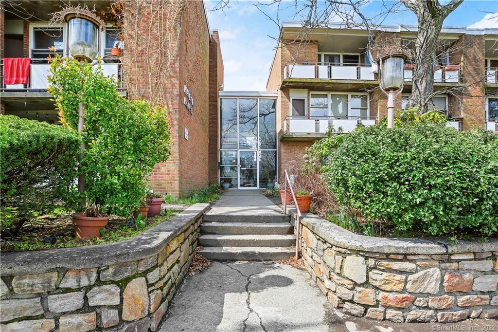 25 Ellsworth Street Bridgeport CT 06605