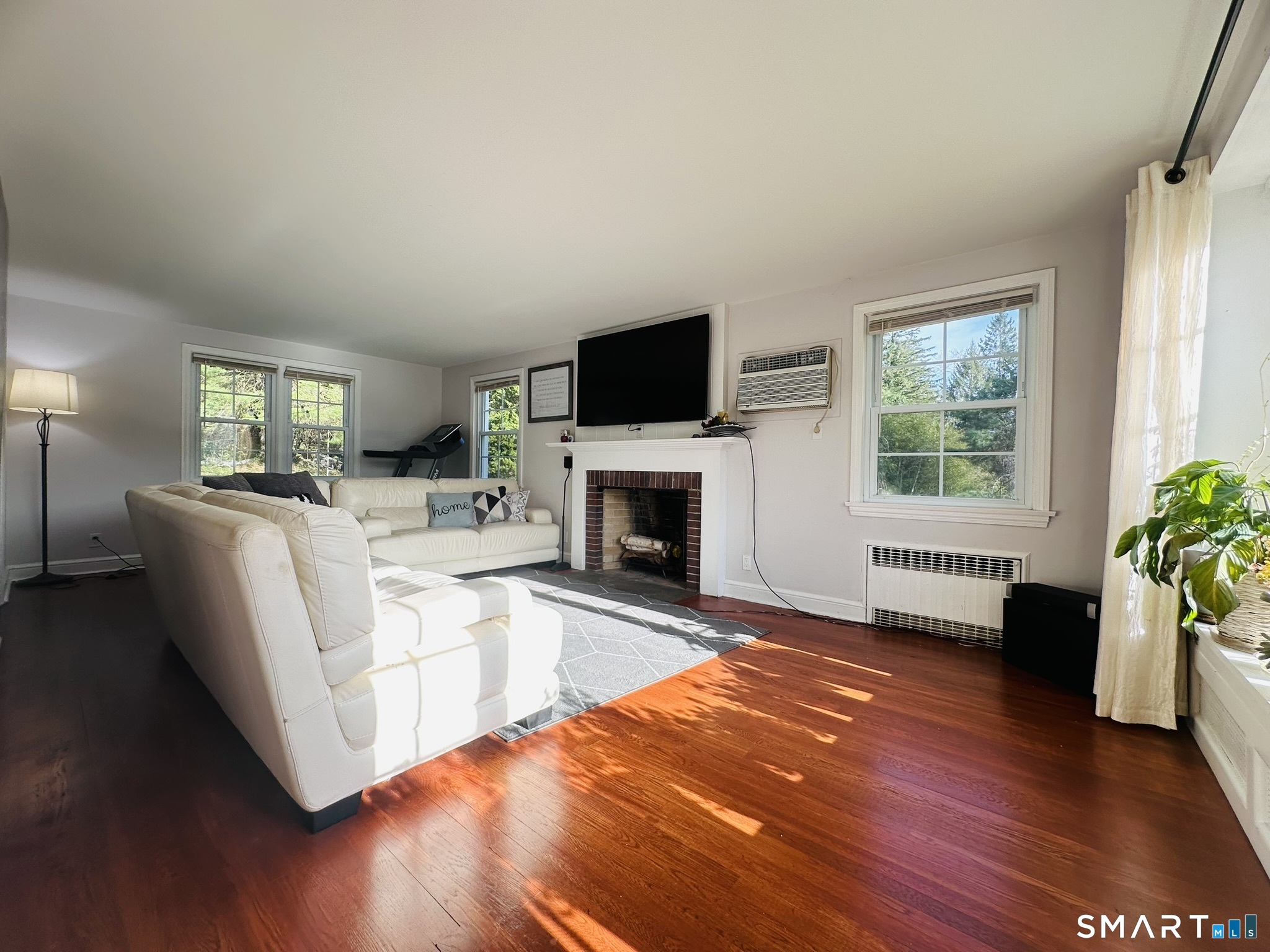37 Weed Street New Canaan CT 06840