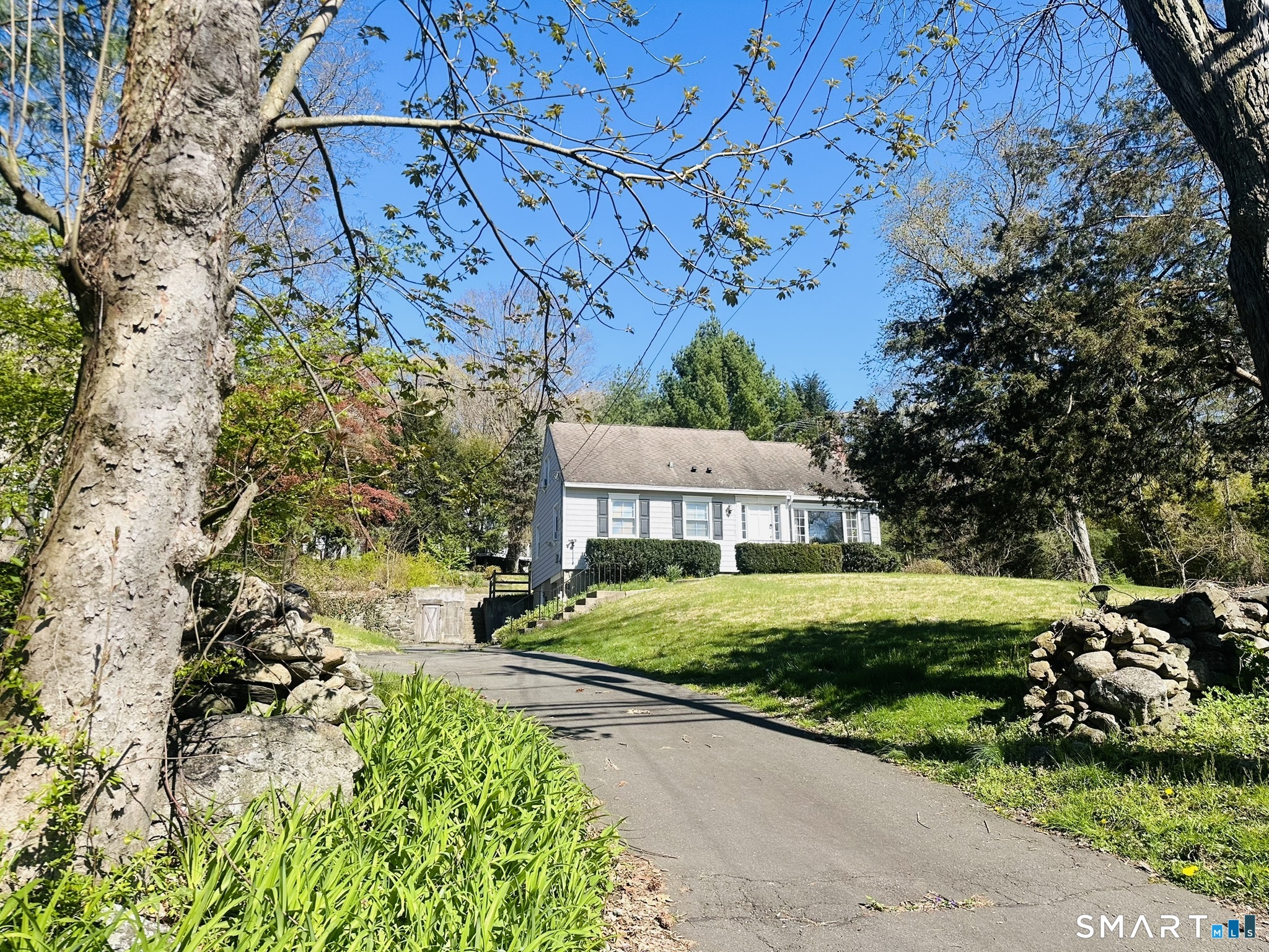 37 Weed Street New Canaan CT 06840