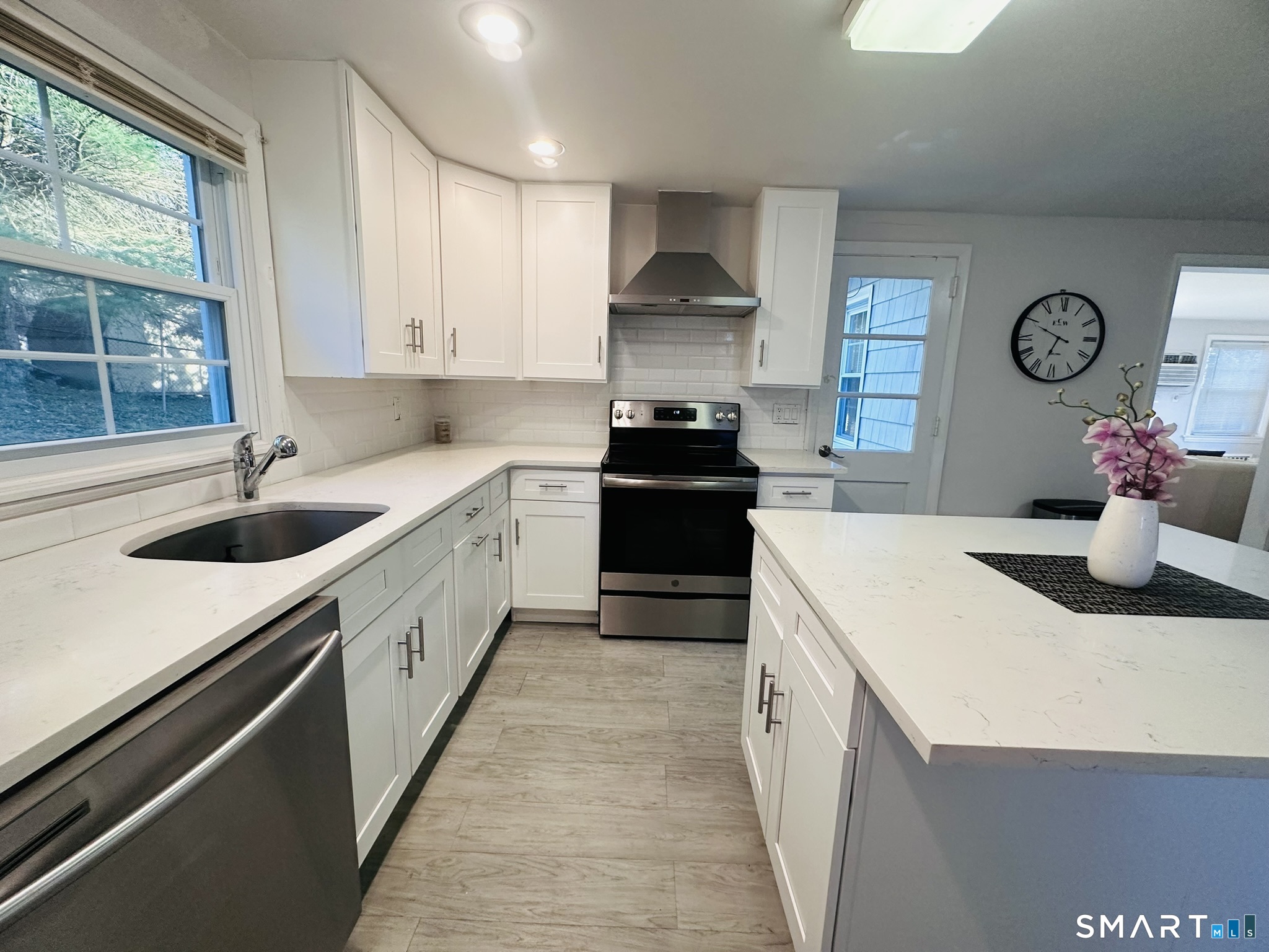 37 Weed Street New Canaan CT 06840
