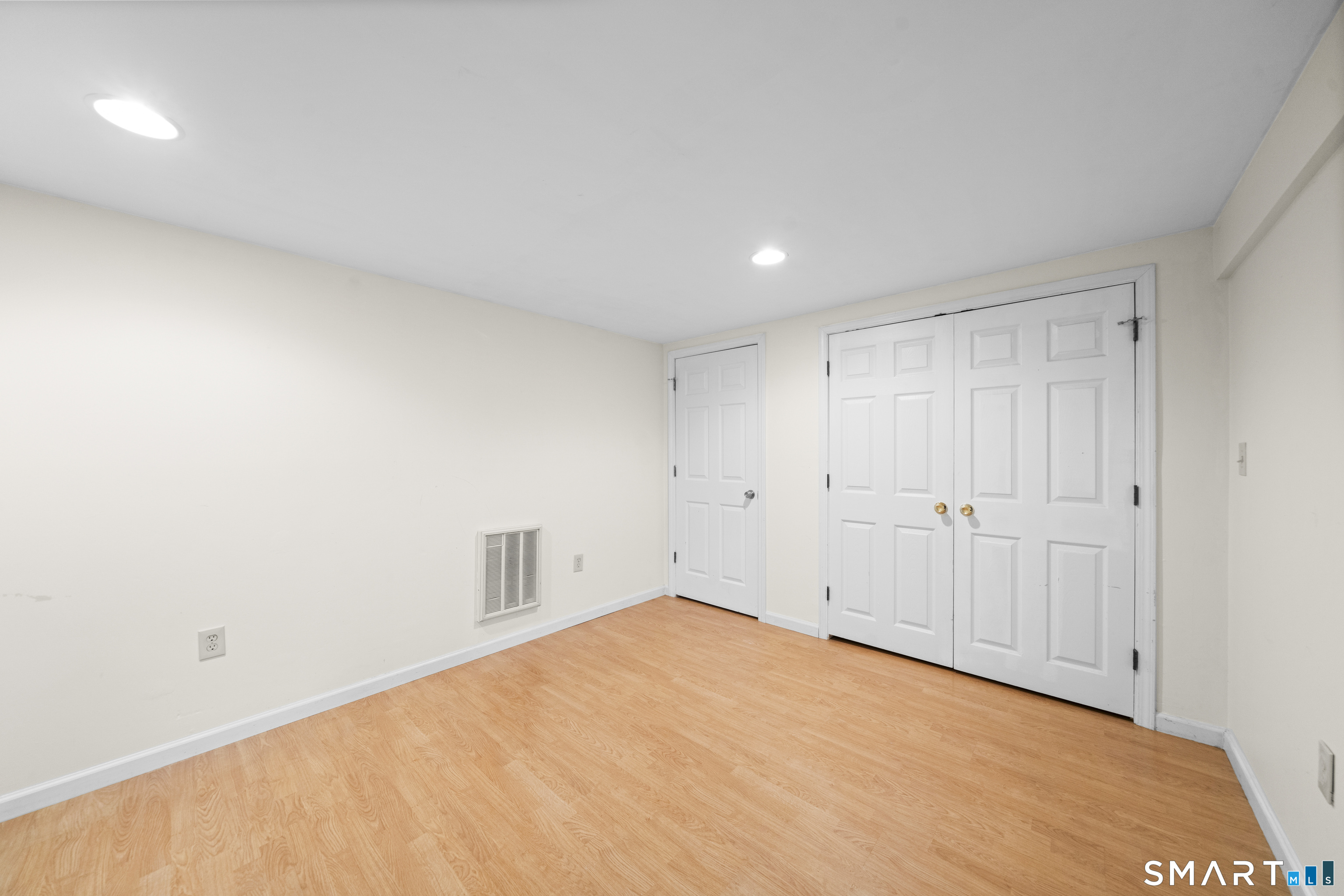 209 Pine Ln Extension Windsor CT 06095