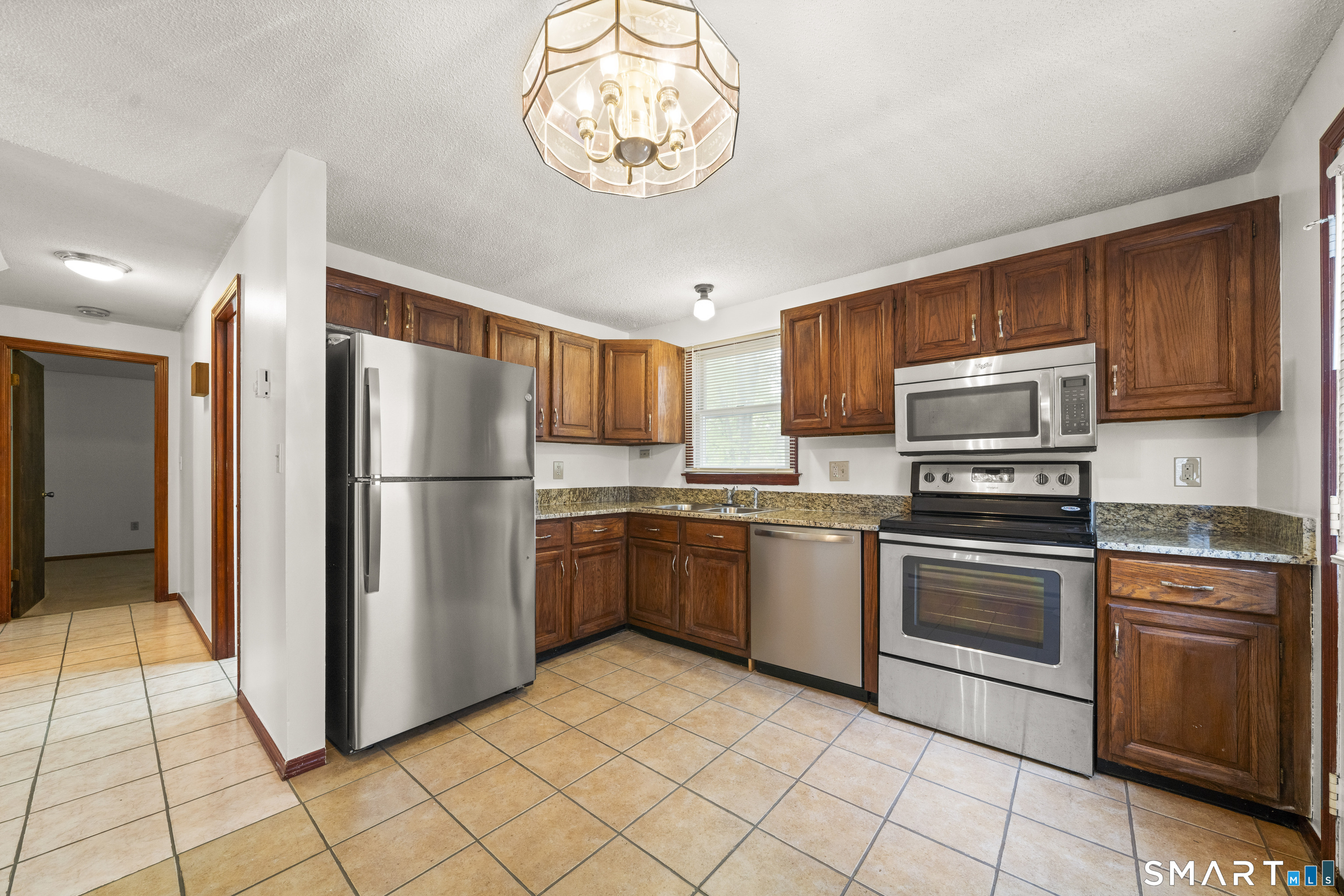 209 Pine Ln Extension Windsor CT 06095