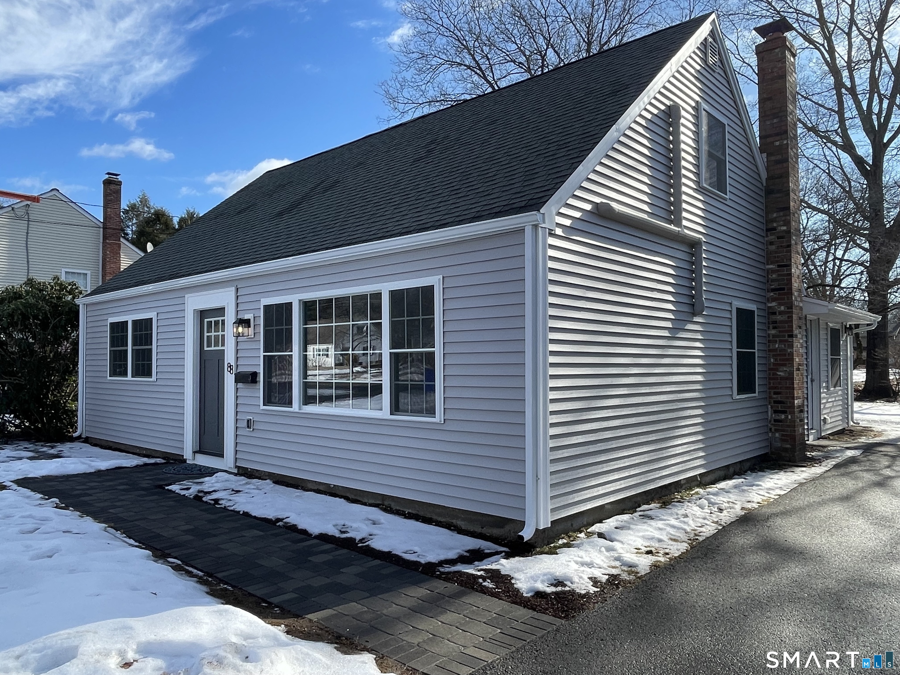 88 Douglas Road Glastonbury CT 06033