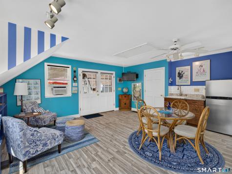 427 Noank Road Groton CT 06355