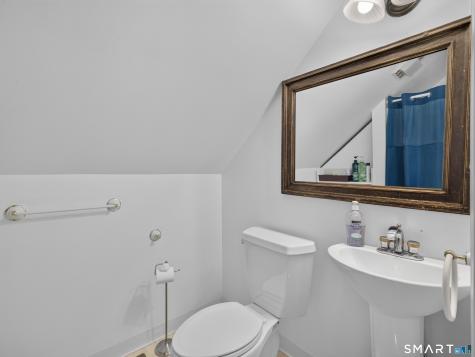427 Noank Road Groton CT 06355