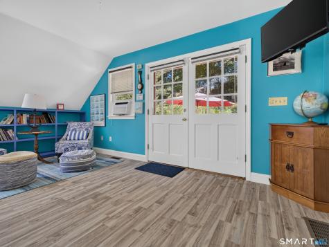 427 Noank Road Groton CT 06355