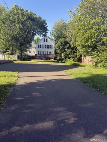 33 Macintosh Road Norwalk CT 06851