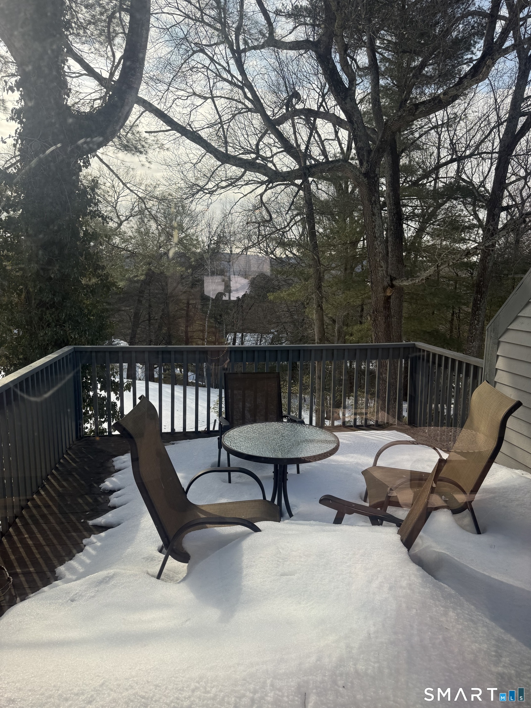 8 Crossroads Lane Avon CT 06001