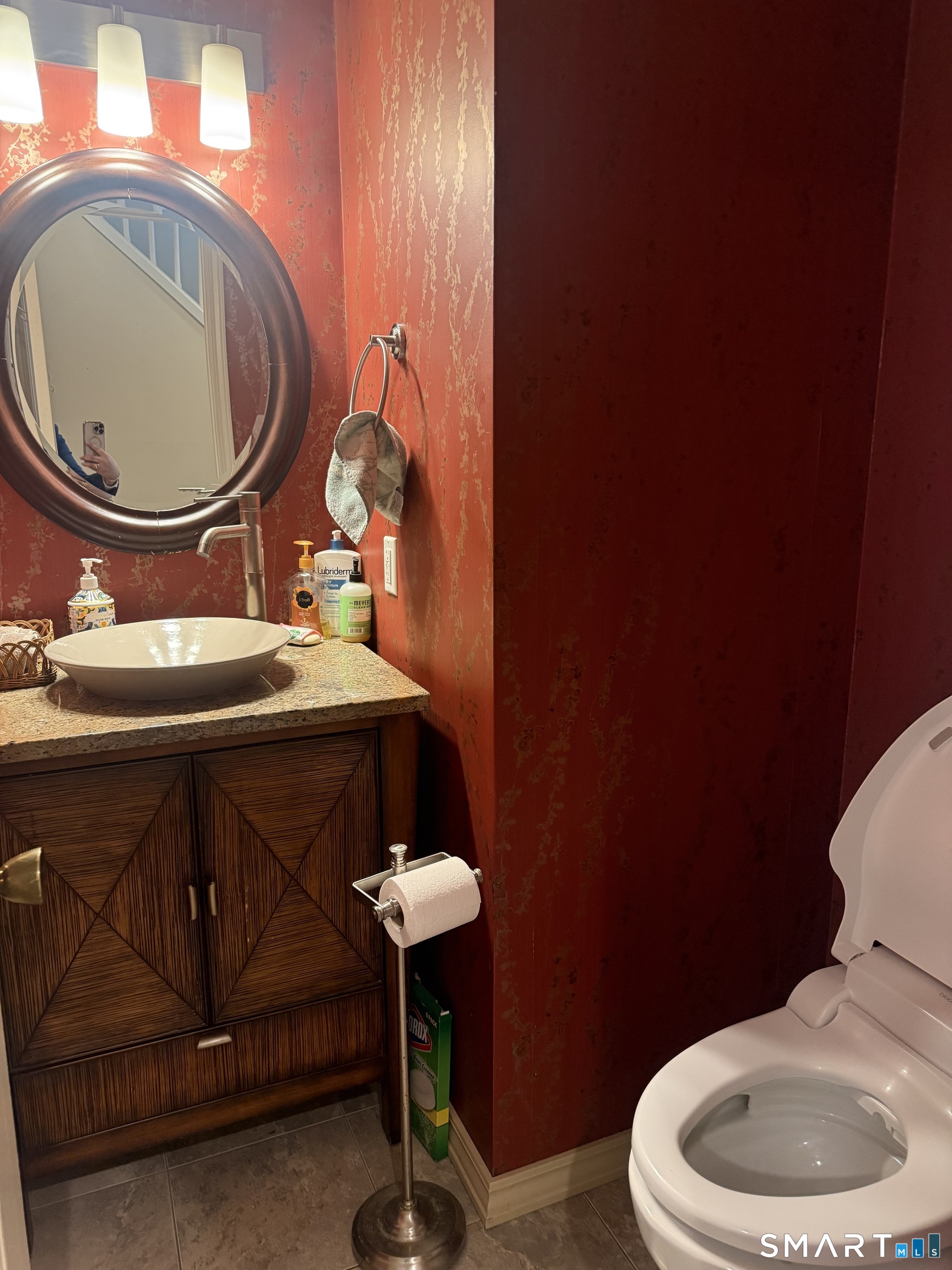 8 Crossroads Lane Avon CT 06001