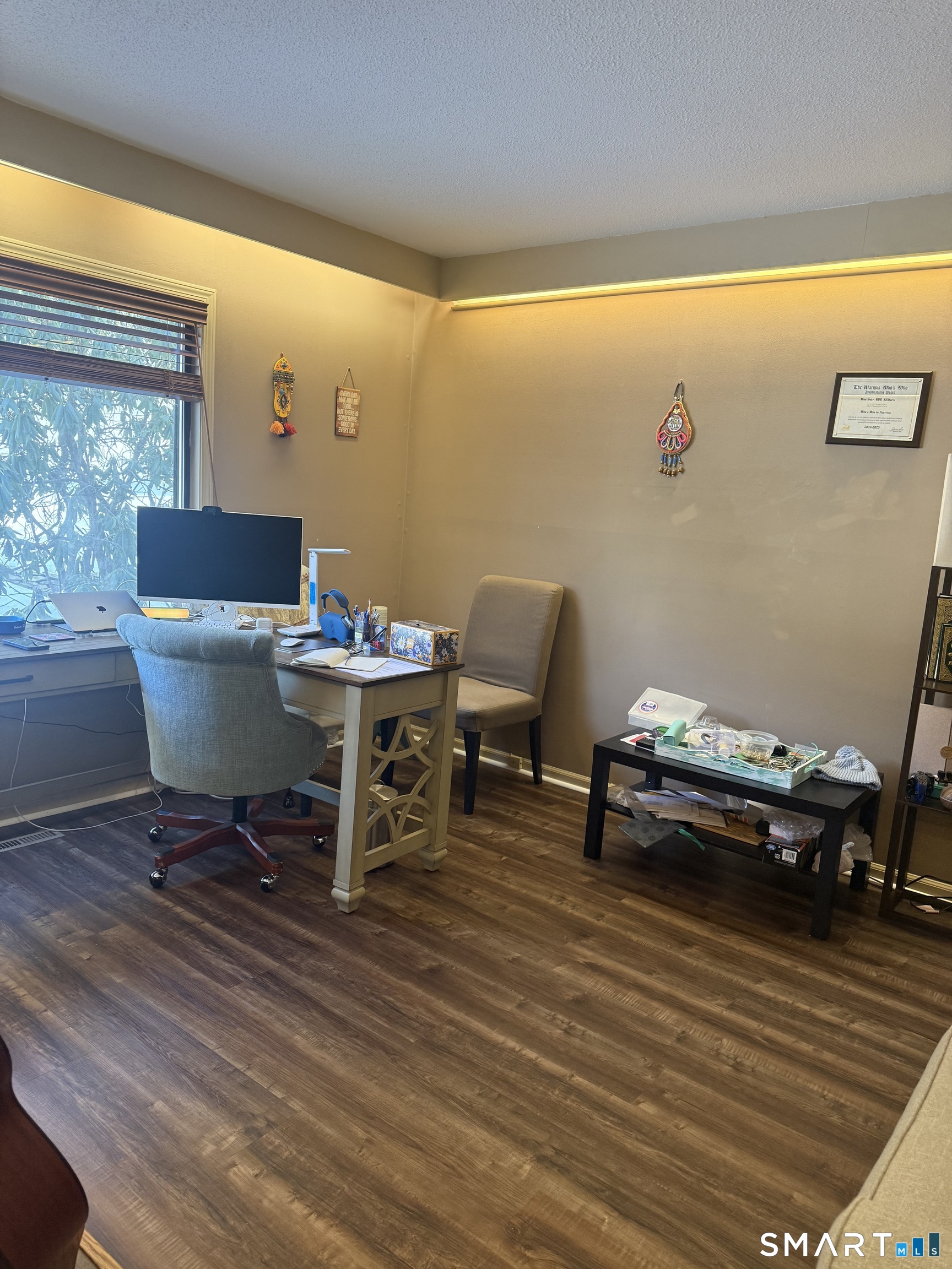 8 Crossroads Lane Avon CT 06001