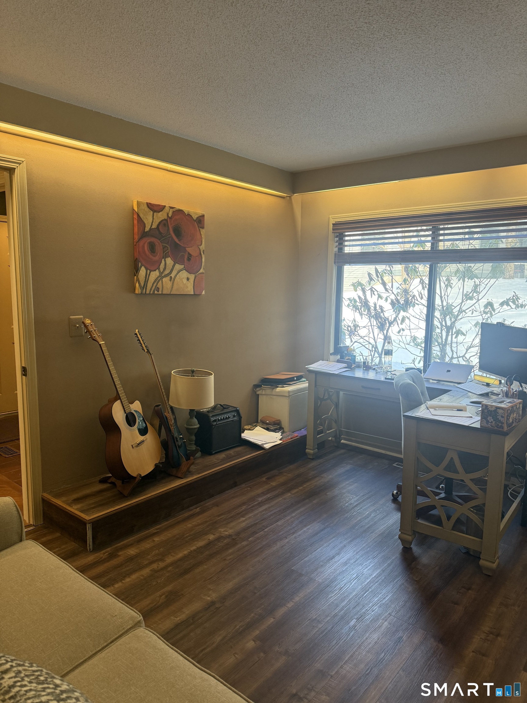 8 Crossroads Lane Avon CT 06001