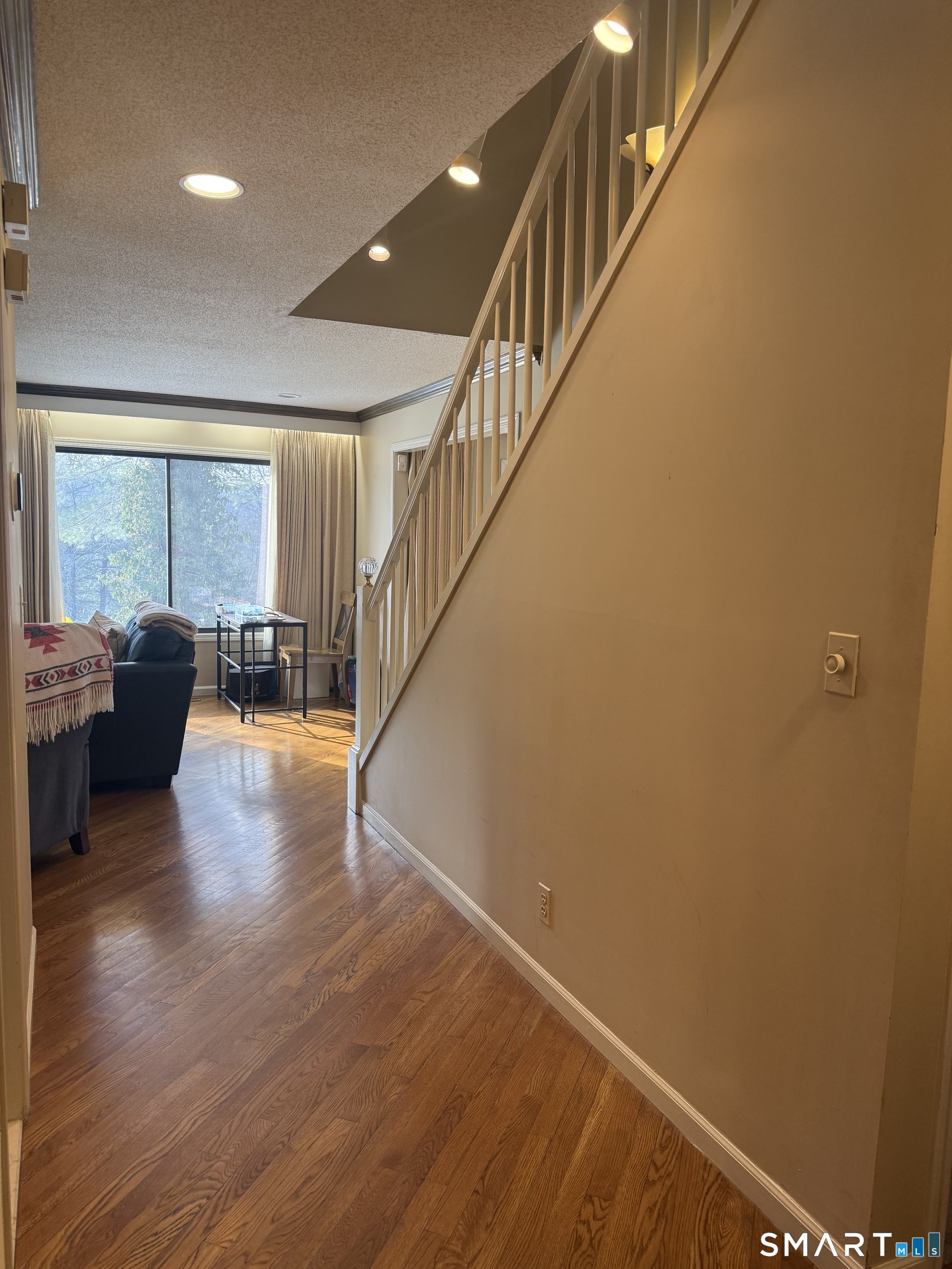 8 Crossroads Lane Avon CT 06001