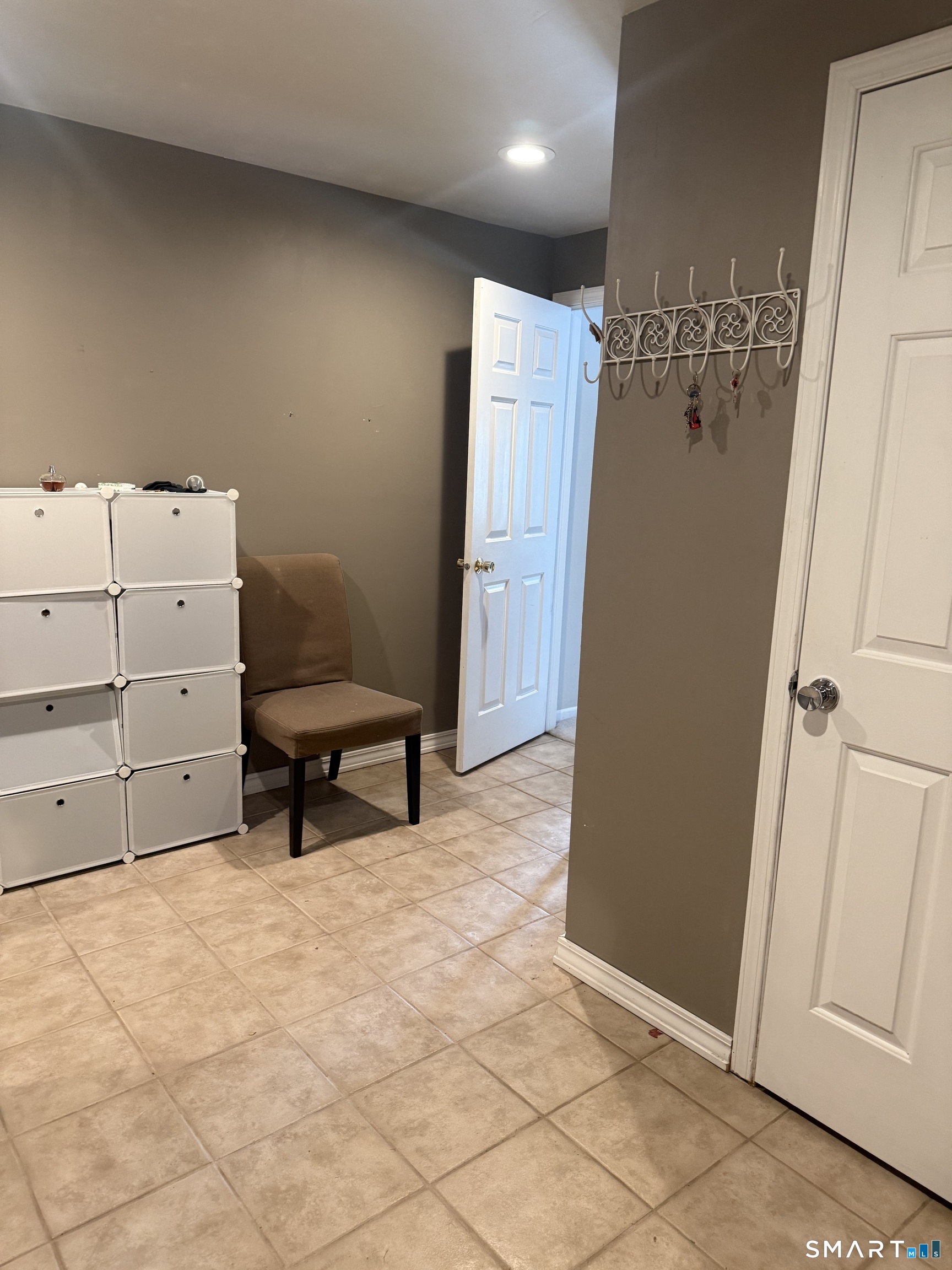 8 Crossroads Lane Avon CT 06001