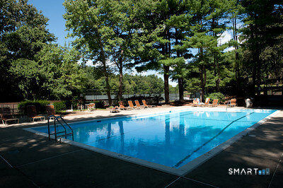 8 Crossroads Lane Avon CT 06001