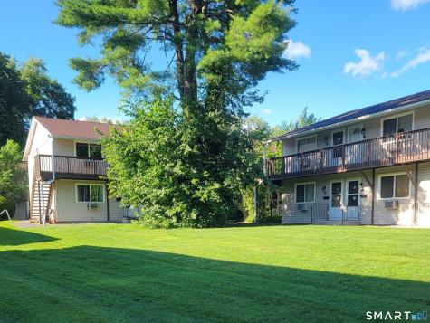 27 Bostwick Arms New Milford CT 06776