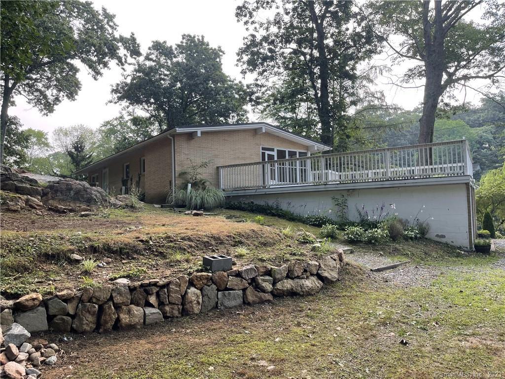 7 Smith Pond Way Ledyard CT 06335