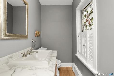 1005 Old Post Road Fairfield CT 06824