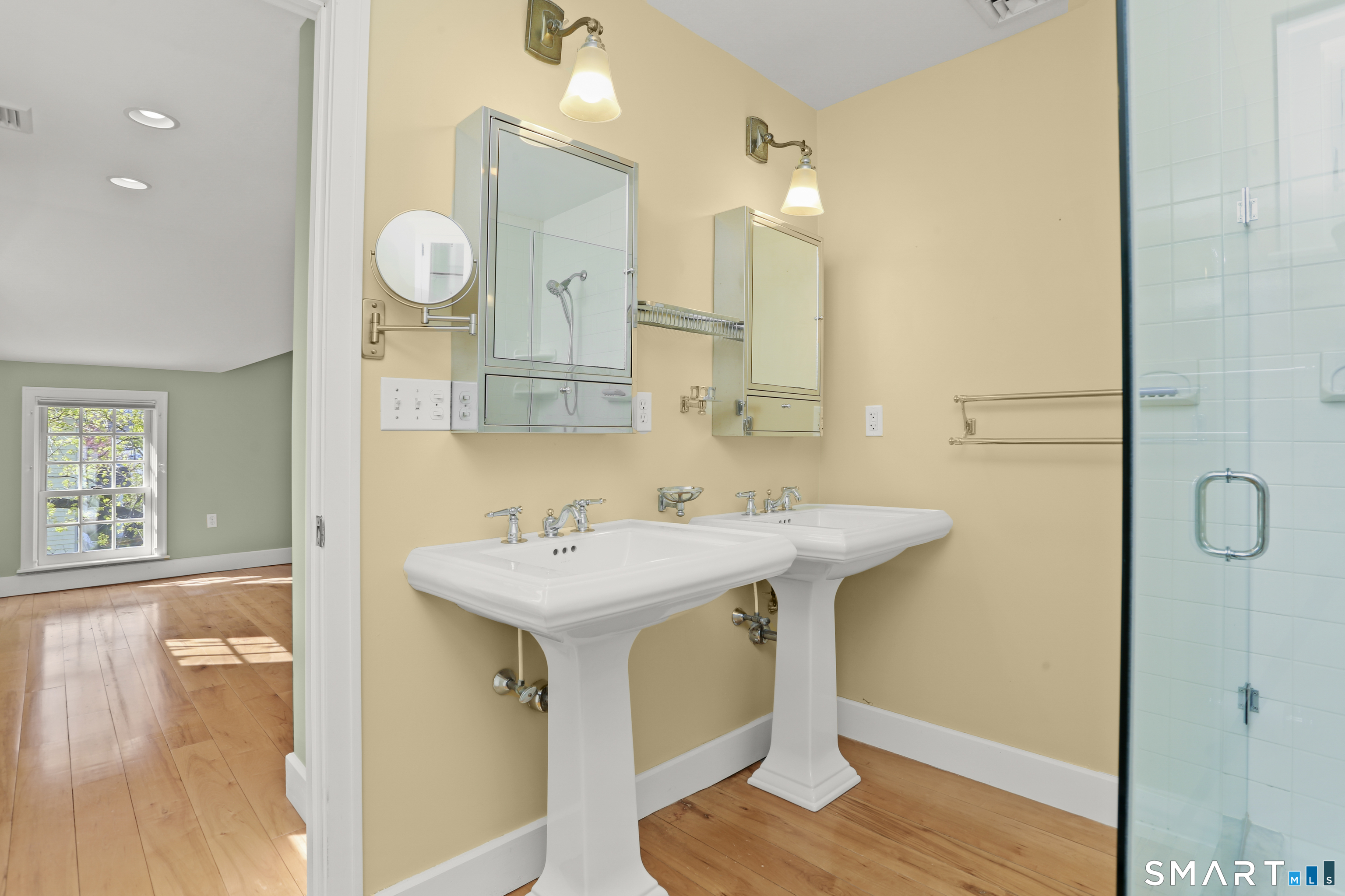 1005 Old Post Road Fairfield CT 06824