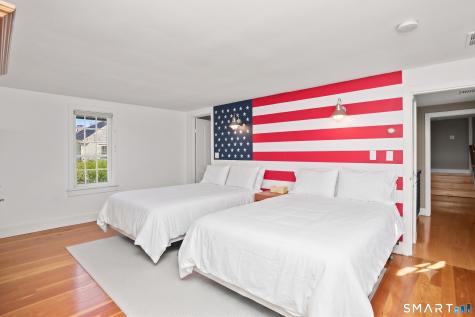 1005 Old Post Road Fairfield CT 06824