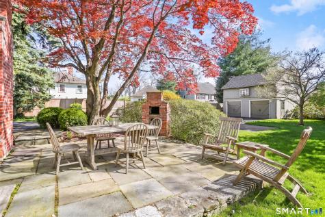 1005 Old Post Road Fairfield CT 06824