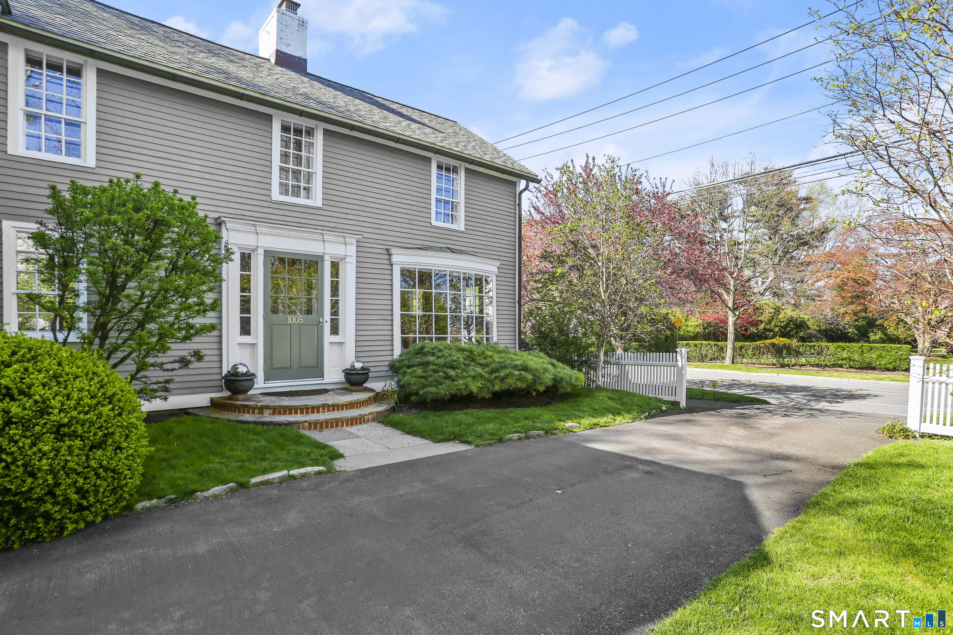1005 Old Post Road Fairfield CT 06824