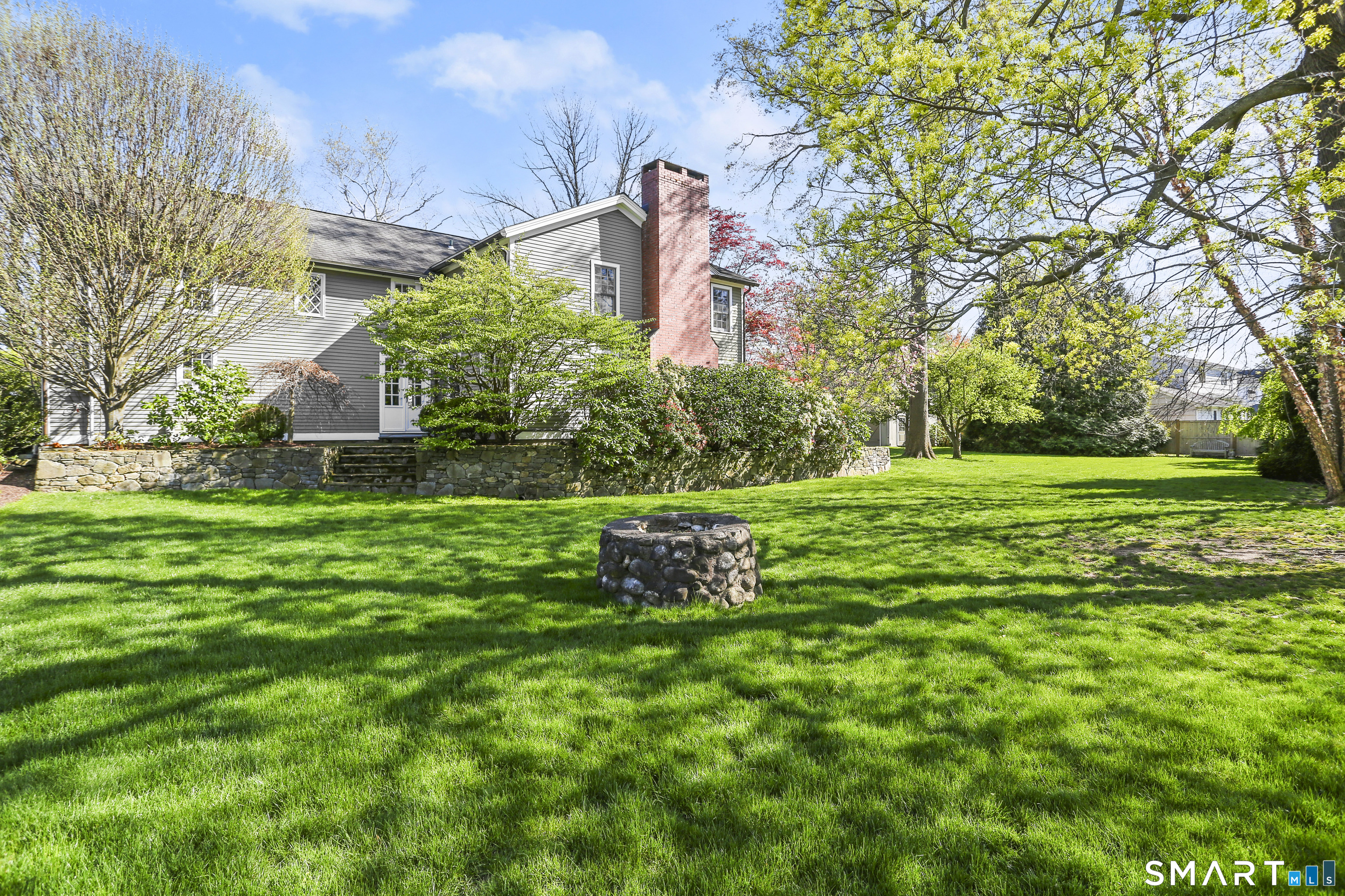 1005 Old Post Road Fairfield CT 06824