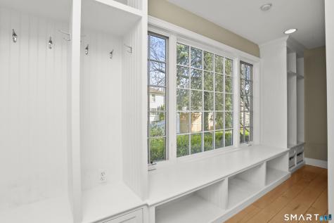 1005 Old Post Road Fairfield CT 06824