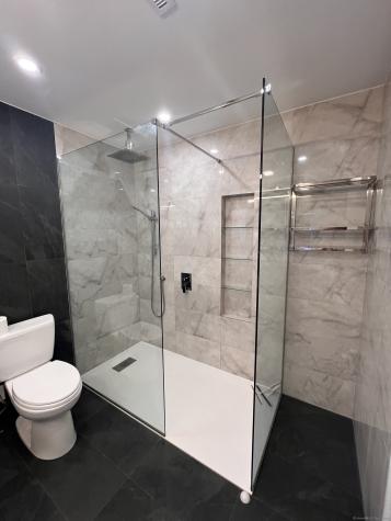 142 Hampton Court Newington CT 06111
