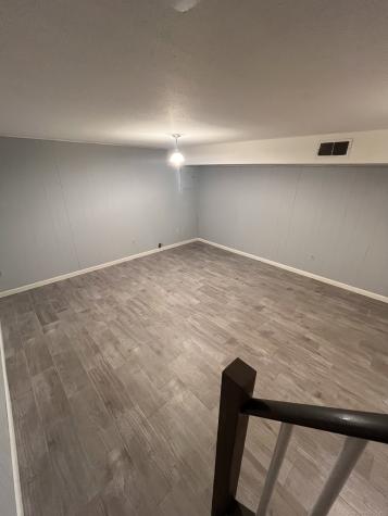 142 Hampton Court Newington CT 06111