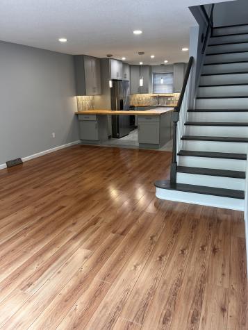 142 Hampton Court Newington CT 06111